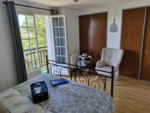 B&B / Chambres d'hotes Chambre d'hote proche d'Etretat : Chambre Double ou Lits Jumeaux avec Balcon