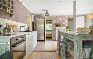 3 Bedroom Beautiful Home In Nykøbing Sj