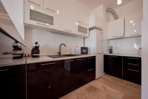 Relax on the first line in Budva