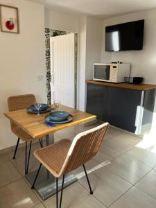 Appartement deux pièces donnant sur un jardin