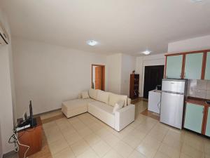 Sea View Green Apartment Golem