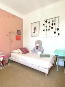 Maisons de vacances Grande maison, 5 chambres, piscine a 5 min d'Arles : photos des chambres