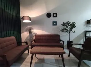 32 Impian Homestay, Taiping - Au Long