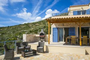 Unique Villa Ratzakli