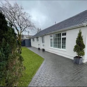 Birch Villa - 德弗尔斯布里奇