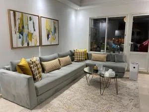 Magnifique appartement proche de CasaNearshore, Iscae, airport - 卡萨布兰卡