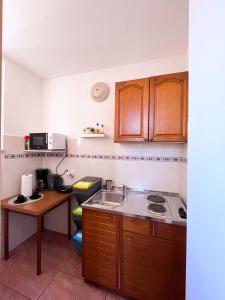 MarVil Cozy Rooms with Private Terrace and Free Parking