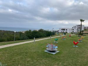 Appartement moderne avec piscine et vue sur mer, proche plage