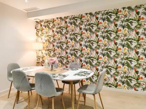 Amberes apartment, a stylish villas independent downstairs apartment with private swimming pool and terrace