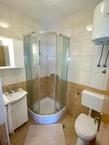 Apartmani Maja Vrsi 