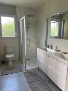 Maisons d'hotes Chambres doubles dans maison juste refaite a neuf : photos des chambres