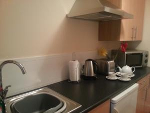 Bed And Blueberry Two Bed Suite for 2,3, 4 people OWN FACILITIES