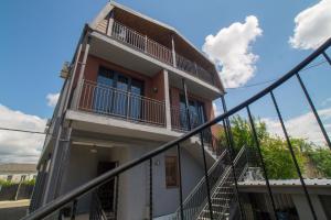 Prestige Guest House - 3hvězdičkové hotely ve městě Kutaisi