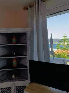 Studio with unique view near the beach!