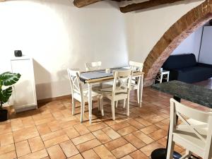 Gli archi nel cuore di Siena