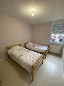 Apparemment T4 avec 3 chambres et terrasses