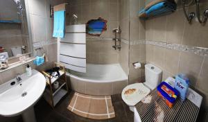 BLUE BAY PARADISE - Beach front apartment with sea view