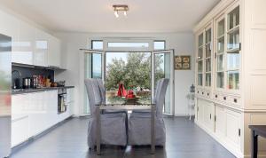 Apartment Villa SUZI