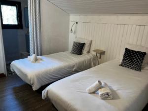 Family Room with Garden View room in Hotel Cote et Lac