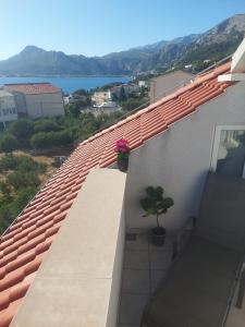 OMIŠ Dream house Blue sky