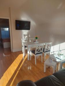 OMIŠ Dream house Blue sky