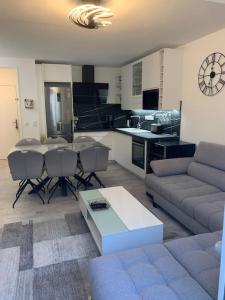 Appartements Appartement T2 proche de Saumur : photos des chambres