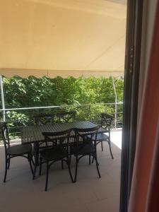 Seaview Kaposantes Apartments