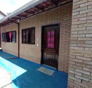 Tahoma Chalé Rustico Lila Prumirim