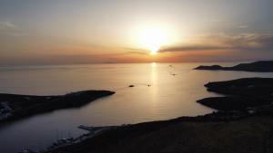 Merichas Sea View Suites