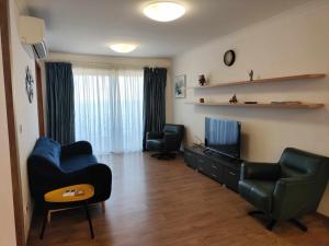 Bellagio Seafront Apartment