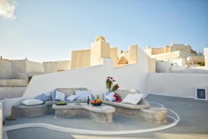 Castellana Cycladic House