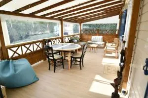 Mobil-Home Charmant et Moderne - 罗克布伦河畔阿尔让