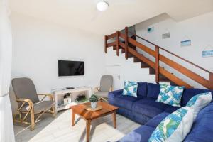 La Corsica 15, Uvongo