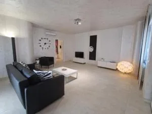 Villa Lisa - 古廖内西