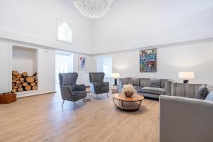 Tatoi Estate Luxury Pool Villa