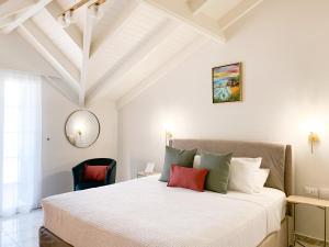 Rouchotas Apartments