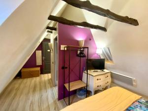 B&B / Chambres d'hotes La Clef des Songes - chambres climatisees - Sarlat Centre - Parking gratuit - Piscine, Spa et massages a 400metres : photos des chambres