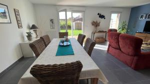 Maisons de vacances Le cottage au bord de la Lys a 20 min de Lille : photos des chambres