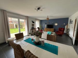 Maisons de vacances Le cottage au bord de la Lys a 20 min de Lille : photos des chambres