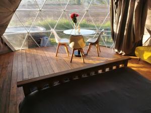 Dome One with Hot Tub, Lincoln, Projector, Firepit