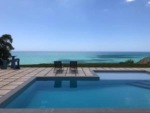 Sunset luxury Villa with Pool and Jacuzzi