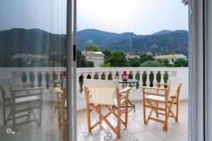 Luxury Villa King George in Nea Makri