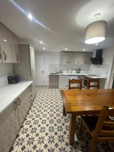 6 Bedroom House in Oxford