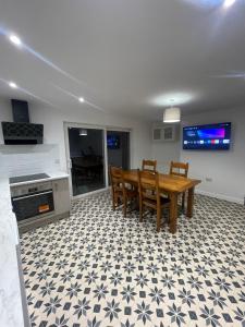 6 Bedroom House in Oxford