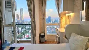 Studio Apartment JiExpo Kemayoran Sunrise View -Min Stay 3 nights- - Kemayoran