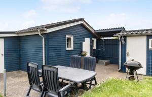 Stunning Home In Esbjerg V With Wifi