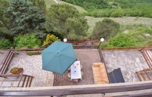 Gorgeous Home In Serrone With Wifi
