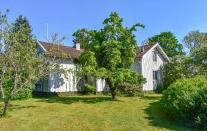 Gorgeous Home In Listerby With Kitchen