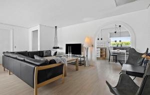 Lovely Home In Vestervig With Kitchen