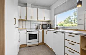 Lovely Home In Vestervig With Kitchen